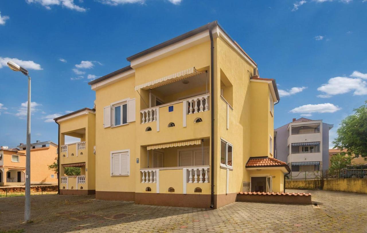 Apartment Sole Malinska Esterno foto